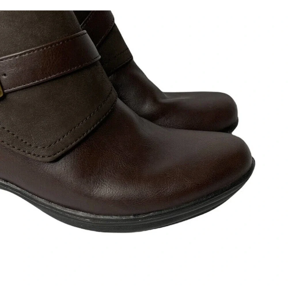 NEW Womens Easy Street Amanda Buckle Faux Brown Leather Ankle Boots Booties Sz 7 - Picture 4 of 10